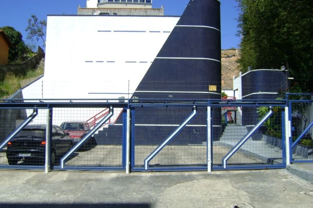 cdd2c33e-f763-4aff-b434-49077e9e739b