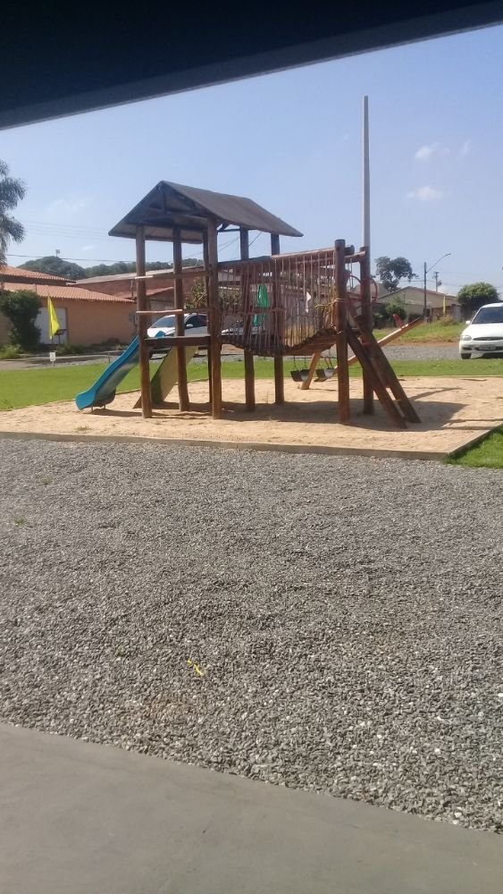 b5cdf533-5b80-40d9-b050-0d95621df2d3