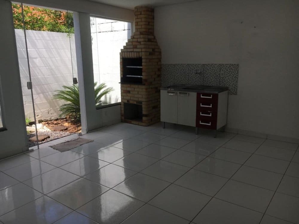 B61201E0-38E0-4924-90B0-1A970AE33EEC