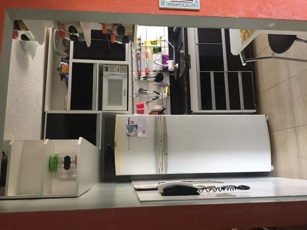 Cozinha com móveis planejados