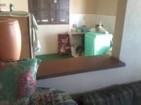 Bancada e Mesa Móvel ao fundo