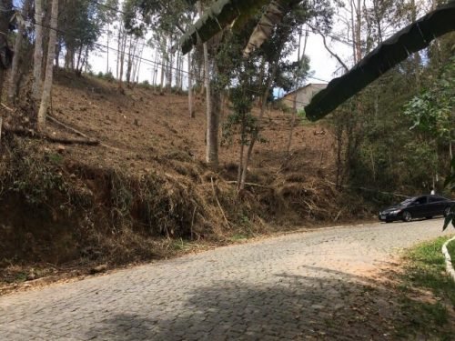 image-0-02-01-b18c000f125ad5f0a9d49ba09e08f53e10efae656d9989e1cf226de3fa5ebd59-V