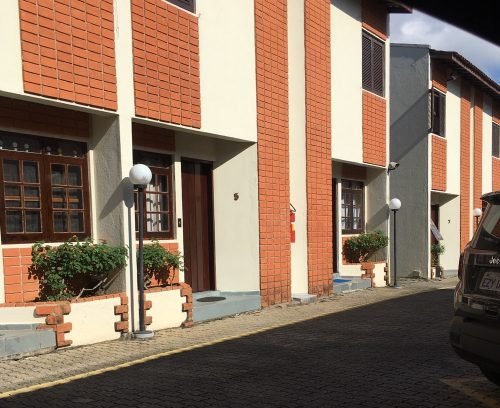 917E25DE-B488-43E1-9BEC-57BB842EE328