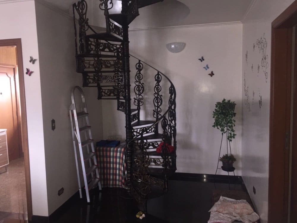 837F0594-47C1-4CDC-9F0F-C08D51A05BE8