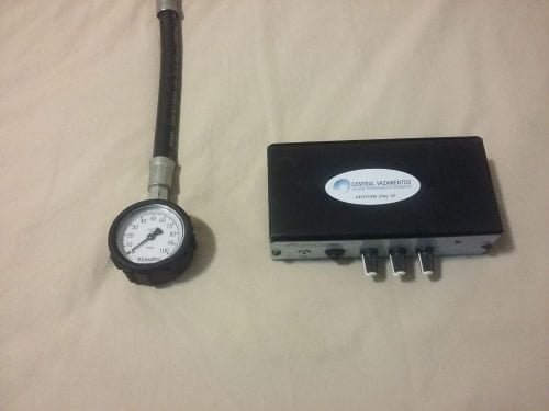 APARELHO DE VAZAMENTO DE ÁGUA E MEDIDOR DE PRESSÃO DE ÁGUA