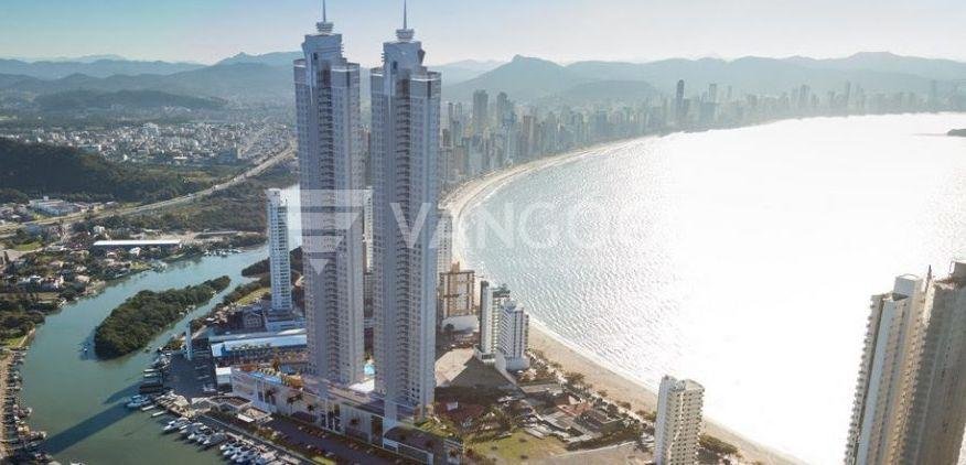 Apartamento à Venda, no Edifício Yachthouse