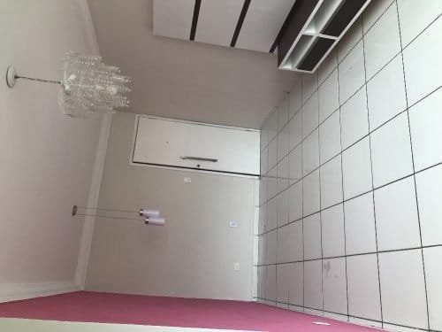 7B00ED40-A81C-43C2-958F-64981B3E8054