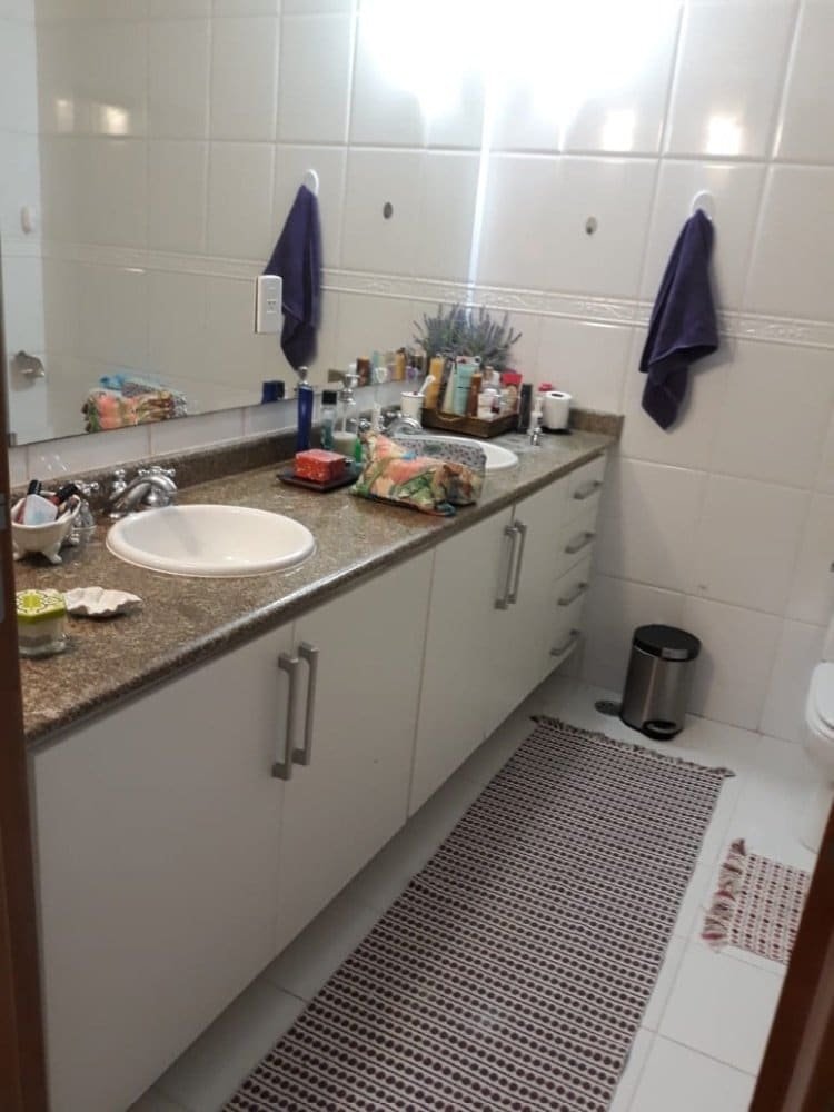 59D3133E-E756-4E38-ADE6-4171A7121443