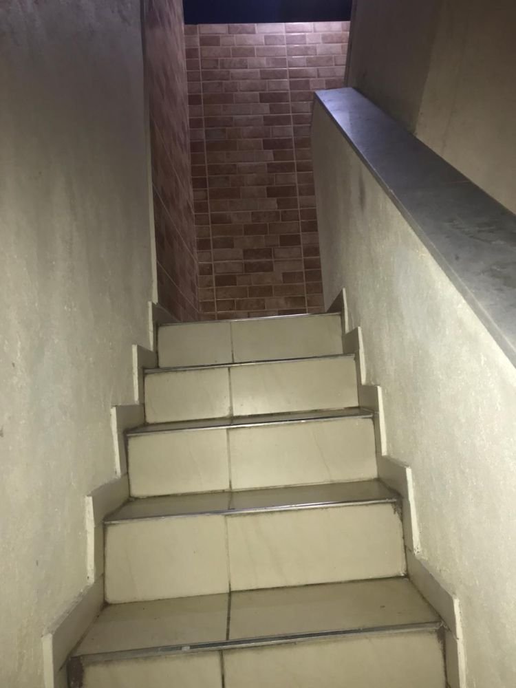 9b107140-9fb0-4451-9ae7-28ea905e4e81 (1)