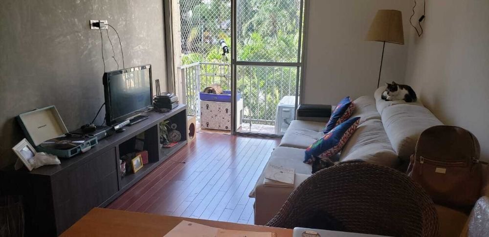 e85013bd-cb40-436e-b71c-280c31f10fe6