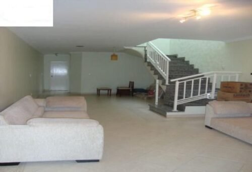 SALA COM VISÃO CLARABOIA