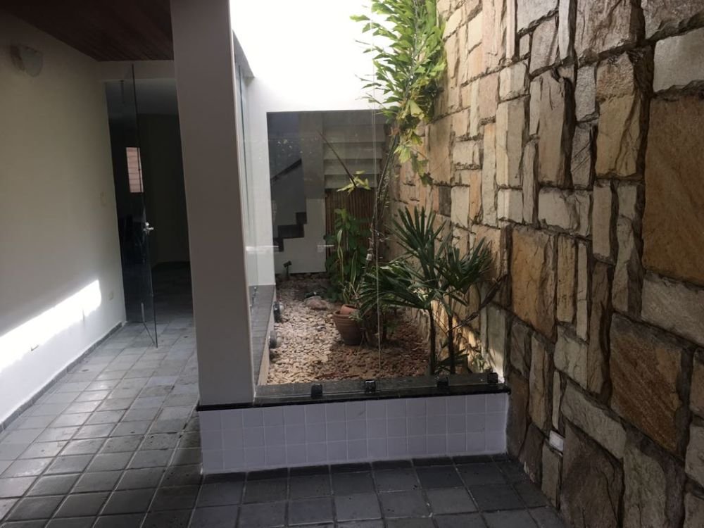 b2114264-ed8b-491f-a4dc-e48eb49aa7f1