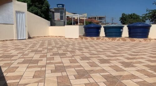 FCC27A13-1BD8-42C8-BD15-3DB7E1068546