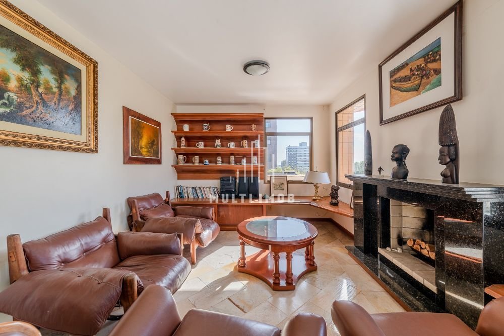 iZ0cA478_154416151f5fd9bb97