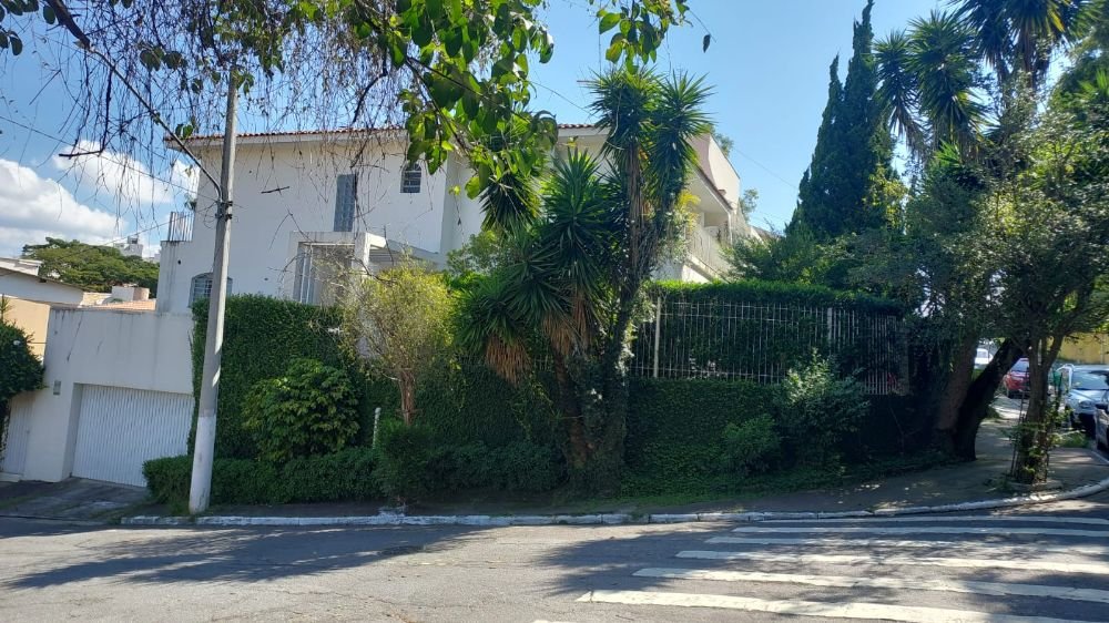 8c714330-4619-43dd-b524-00619eb8eb32