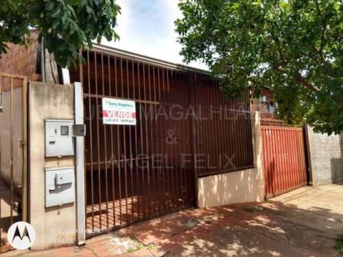 c29d39c4-4584-489b-b19d-40623933c2cf