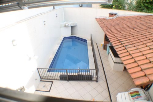 SOBRADO 1 - IMAGEM DA PISCINA VISTA DE CIMA EM 23-06-24