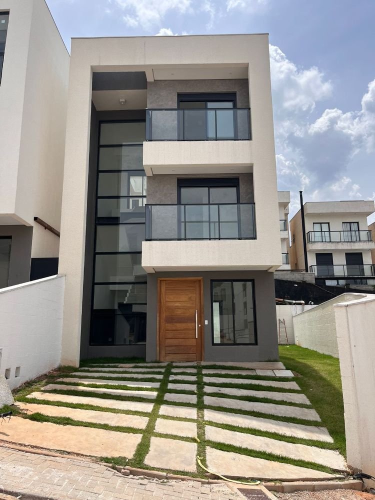 92a50126-d29f-4068-81e5-80659349166e