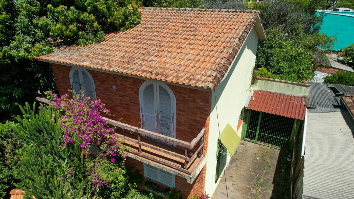 Venda - Casa - 3 Dormitórios - Santa Maria Goreti - Porto Alegre (1)