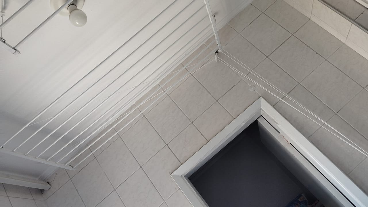 varal-tradiciona-manivela-teto-laje1